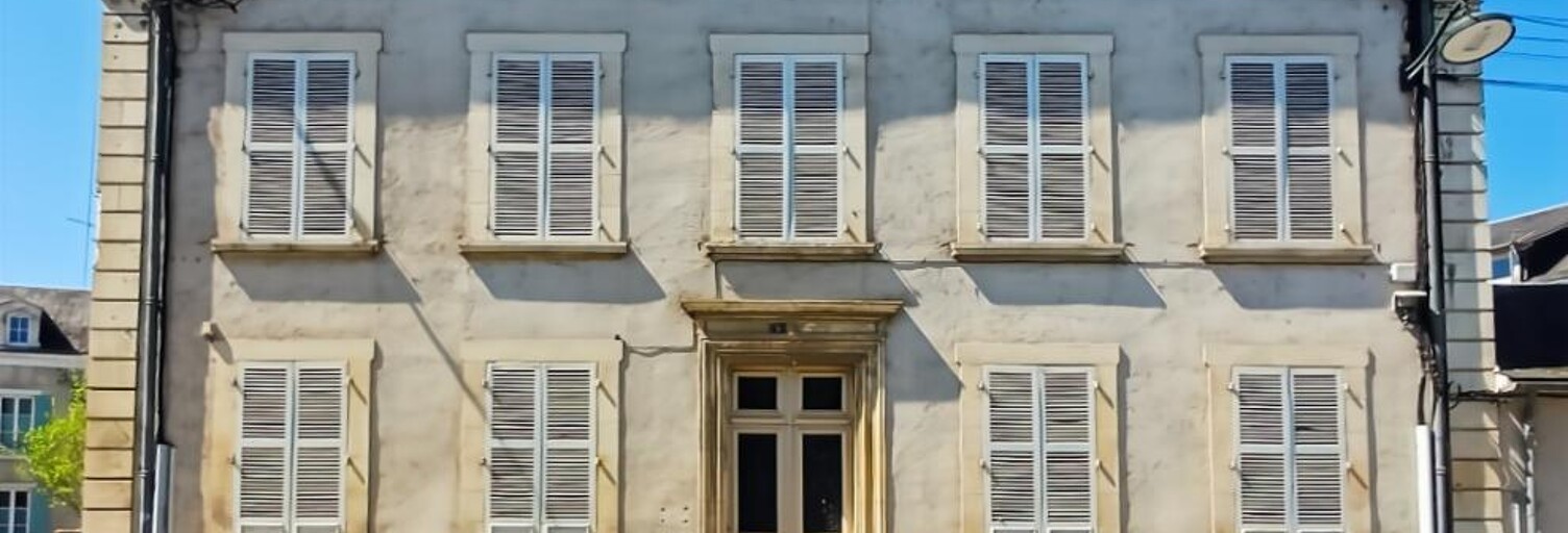 Maison 10 Pièces 270 m² à vendre à Argenton-sur-Creuse (36200)