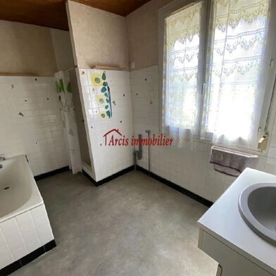 Maison 3 pièces 117700 €