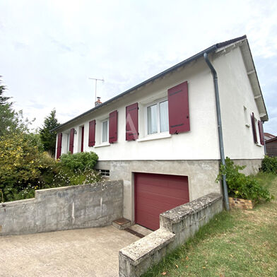 Maison 6 pièces 265275 €