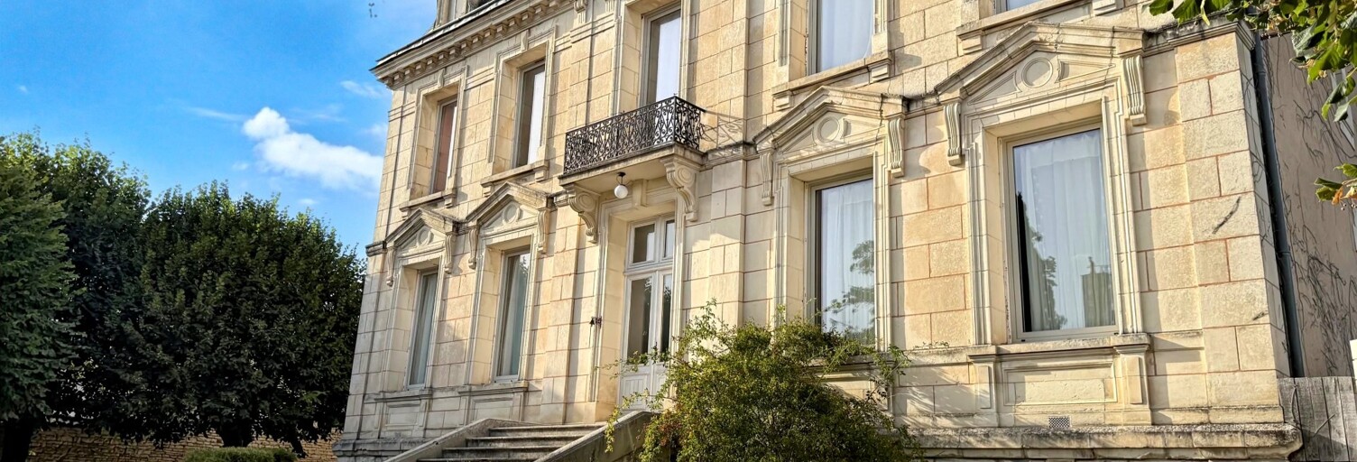 Maison 11 Pièces 370 m² à vendre à Poitiers (86000)