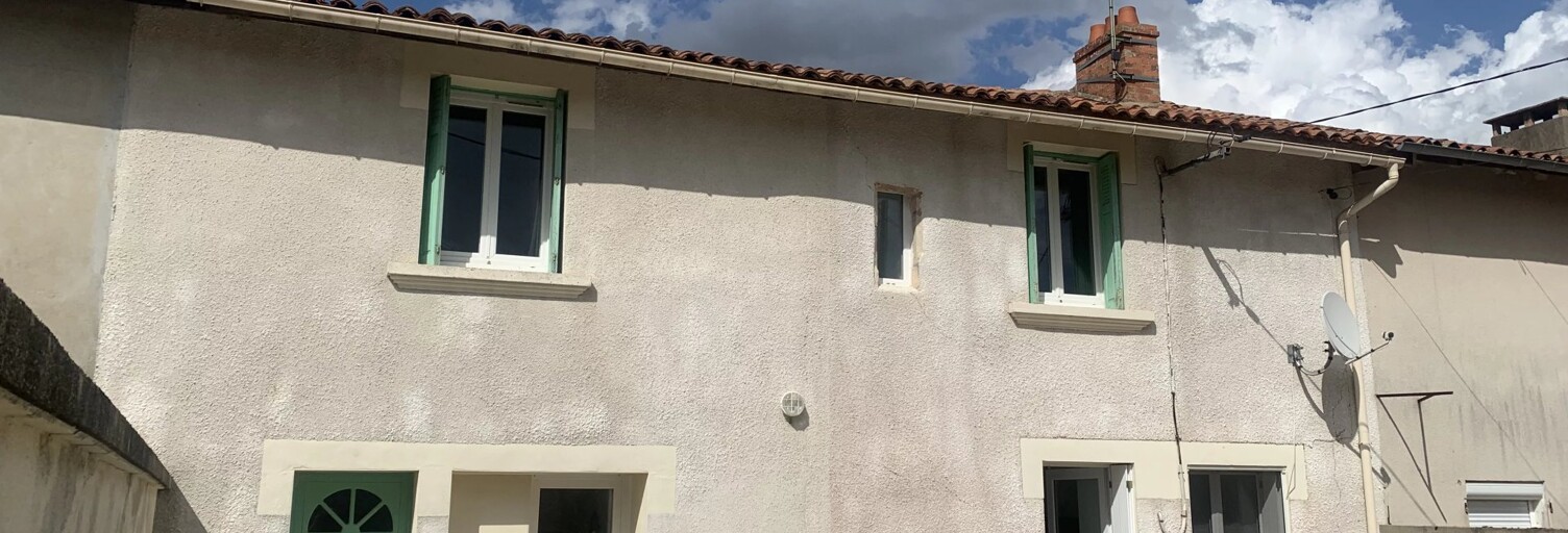 Maison 4 Pièces 90 m² à louer à Lizant (86400)