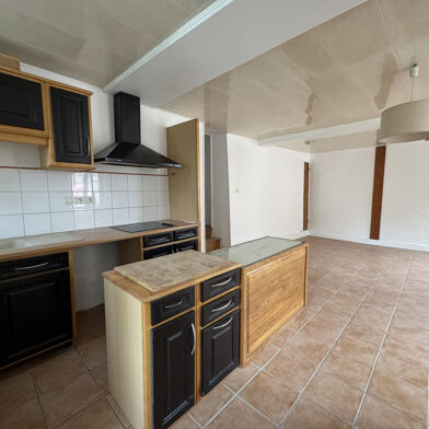 Appartement 4 pièces 263000 €