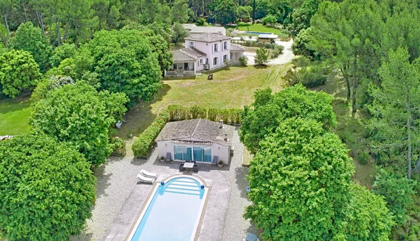 Villa / Maison 5 pièces  à vendre Aix-en-Provence 13090