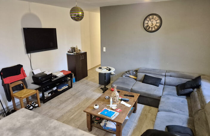 Ensemble immobilier local commercial et appartement — photo 3