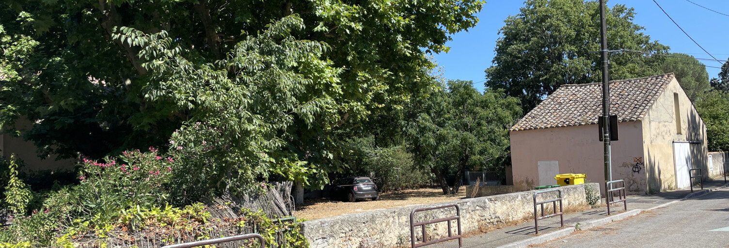 Immeuble  560 m² à vendre à Avignon (84140)