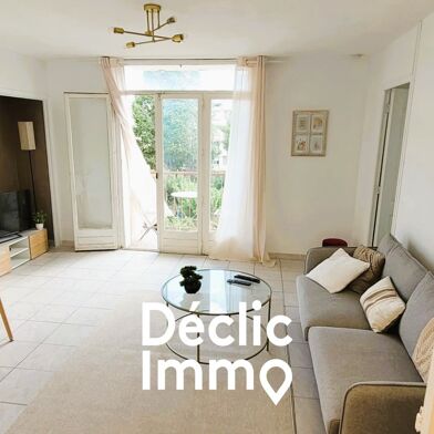 Appartement 4 pièces 345 €