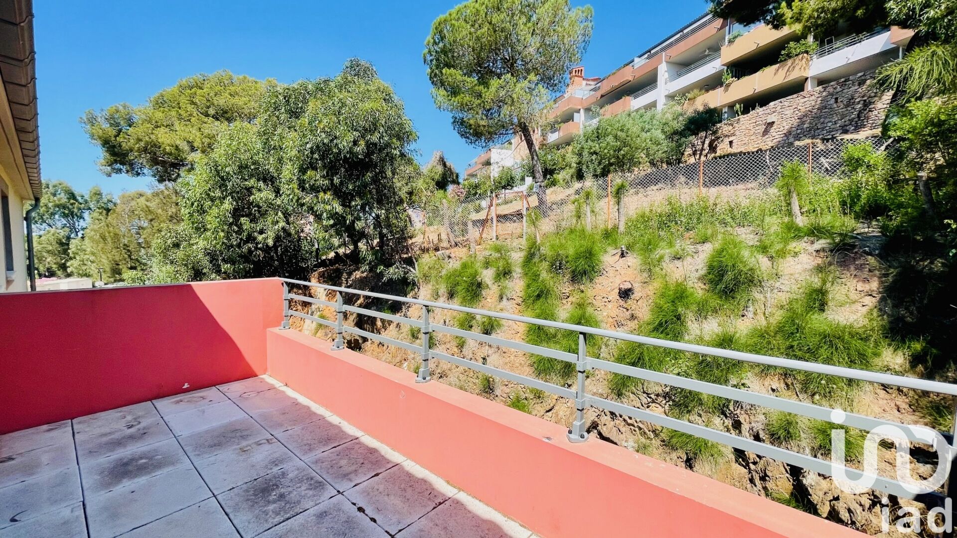 La-Londe-Les-Maures - 61m² - 3p. - 2ch.