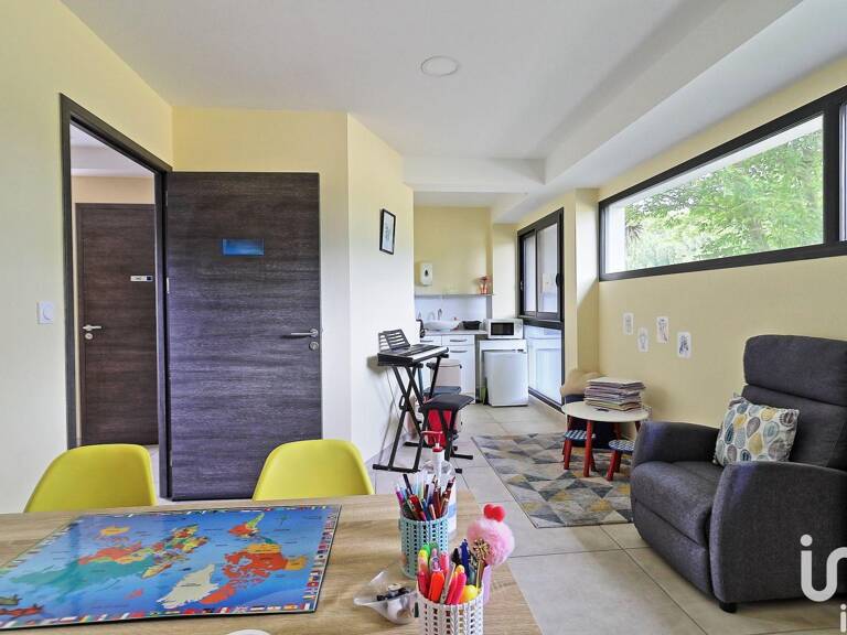 Vente Boutique/Local commercial 92 m&sup2; — photo 1