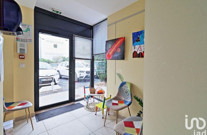 Vente Boutique/Local commercial 92 m&sup2; — photo 3