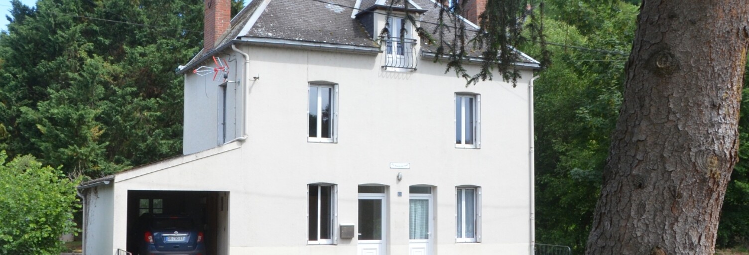 Immeuble  134 m² à vendre à Chambon-sur-Voueize (23170)