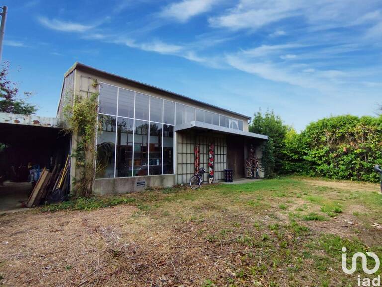 Vente Atelier 166 m&sup2; — photo 1