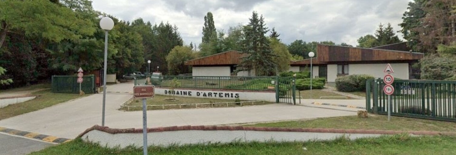 Terrain  150 m² à vendre à Livry-sur-Seine (77000)