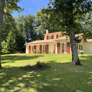 Maison 5 pièces 467250 €