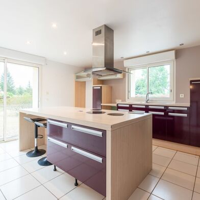 Maison 5 pièces 249000 €