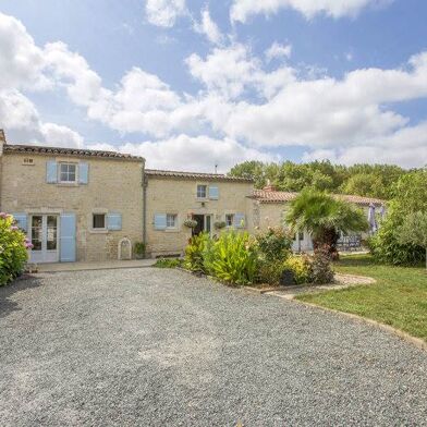 Maison 7 pièces 365680 €