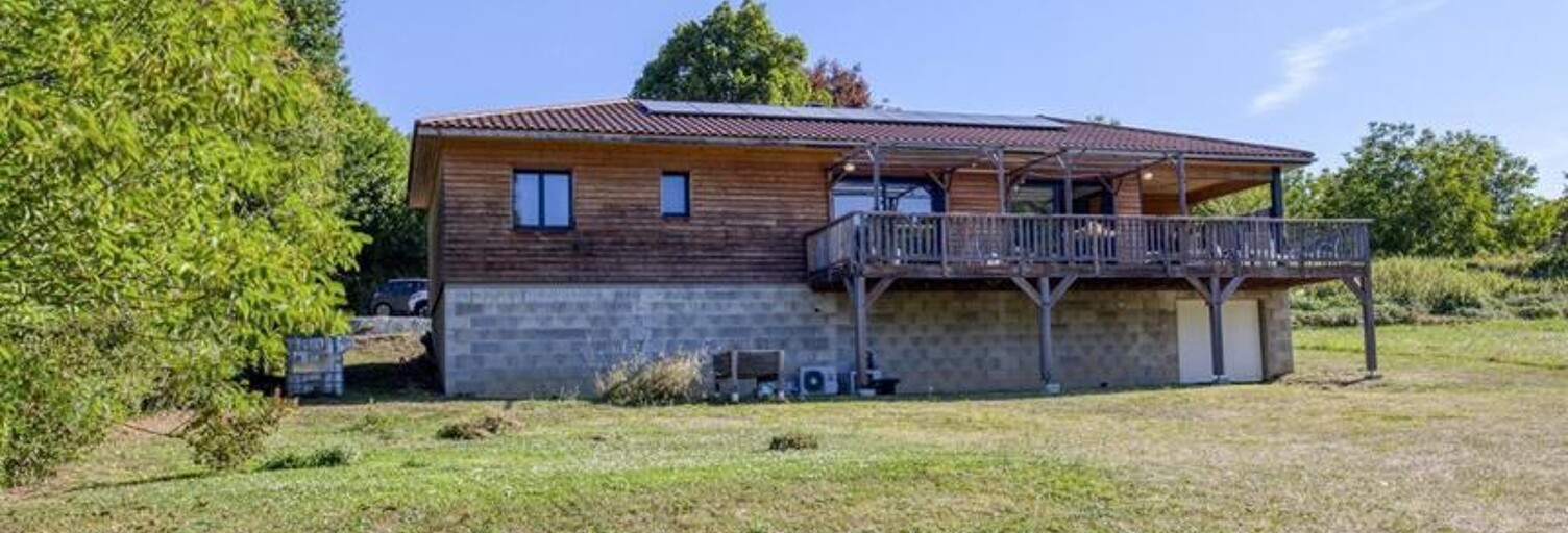 Maison 4 Pièces 117 m² à vendre à Azerat (24210)