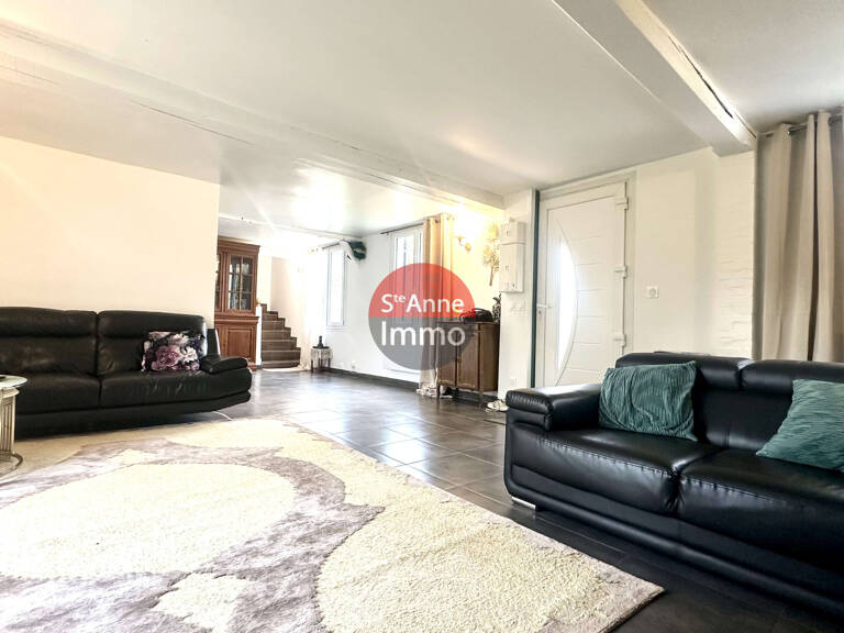 ESQUENNOY - MAISON - 5 CHAMBRES - JARDIN - DEPENDANCES - CAV — photo 1