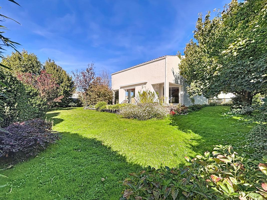 Villa / Maison  T7 à vendre Puilboreau 17138