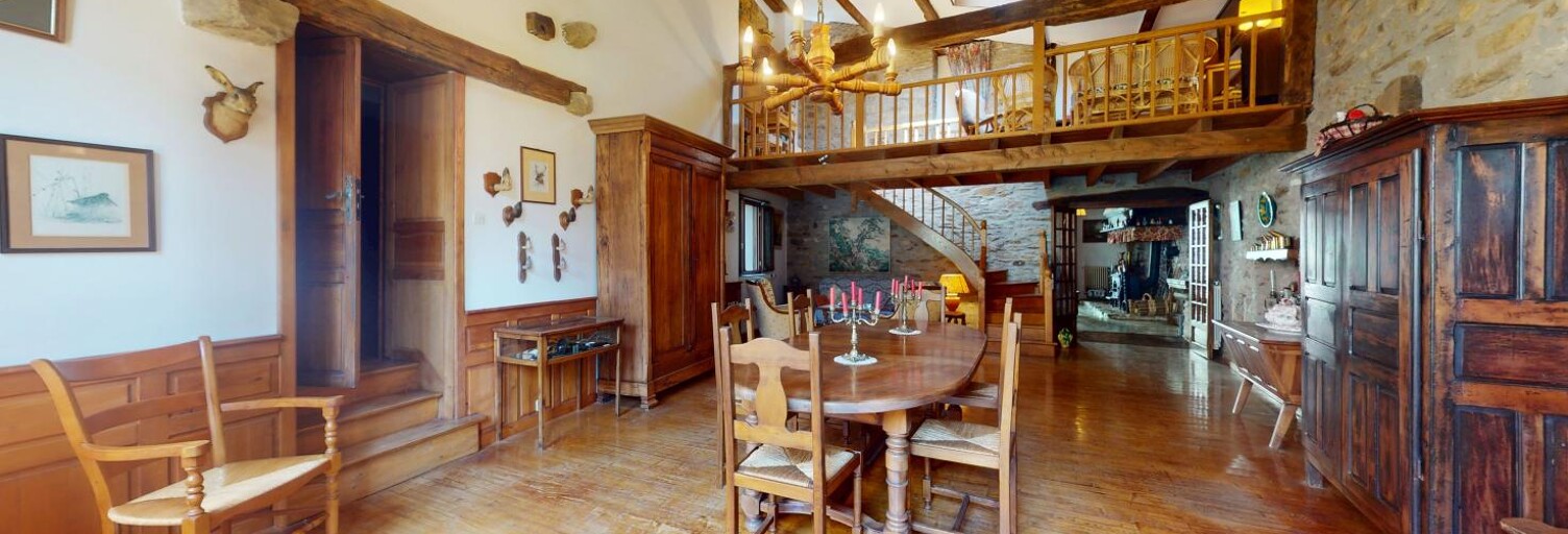 Maison 8 Pièces 194 m² à vendre à Sauveterre-de-Rouergue (12800)