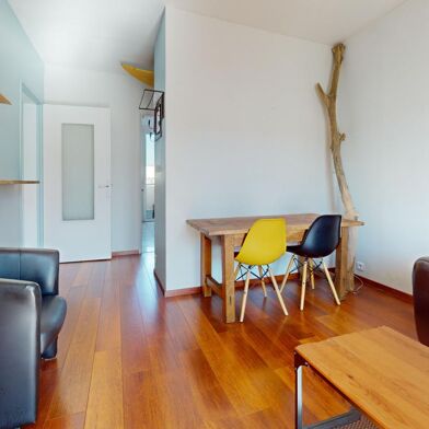 Appartement 3 pièces 790 €