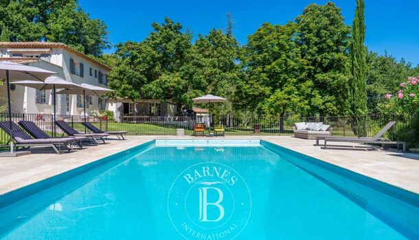 Villa / Maison 6 pièces  à vendre Aix-en-Provence 13100