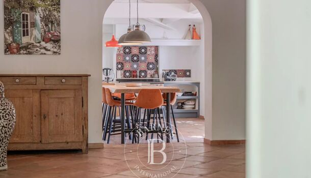 Villa / Maison 6 pièces  à vendre Aix-en-Provence 13100