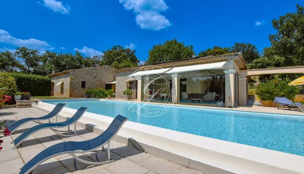 Propri&eacute;t&eacute; 9 pièces  à vendre Flayosc 83780