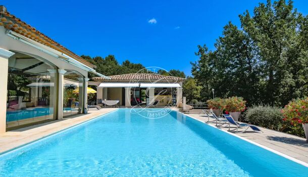 Propri&eacute;t&eacute; 9 pièces  à vendre Flayosc 83780