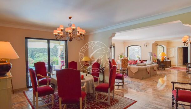 Propri&eacute;t&eacute; 9 pièces  à vendre Flayosc 83780