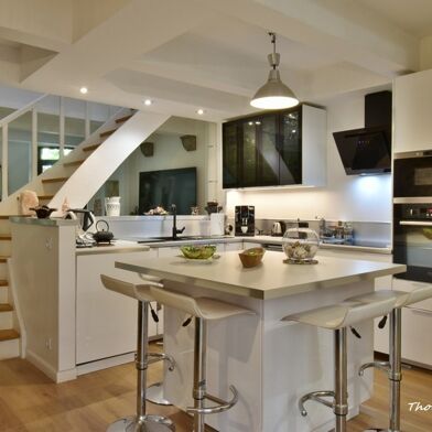 Appartement 5 pièces 265000 €