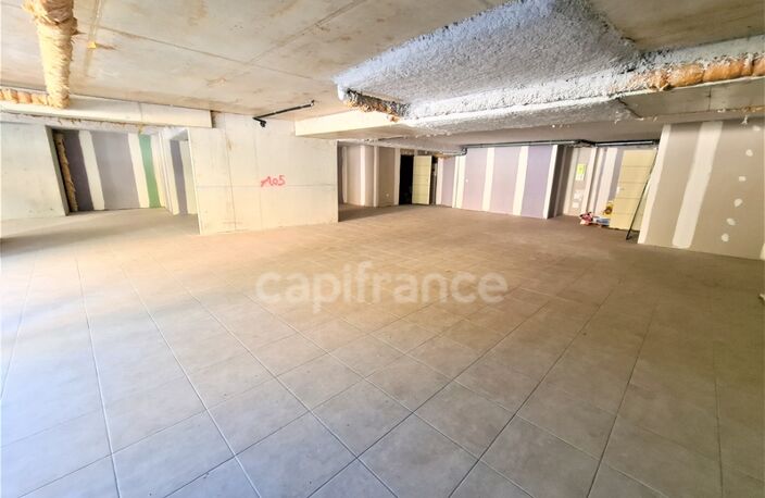A louer, Local commercial, 210 m², St Isidore, Plaine du Var, Nice 06200, Alpes-Maritimes — photo 3