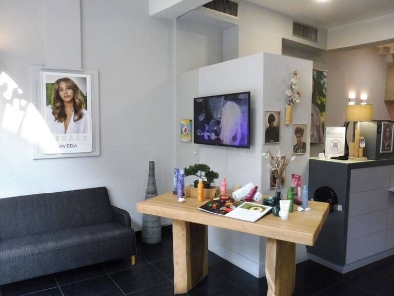 Salon de Coiffure CENTRE VILLE BLOIS (41) — photo 1