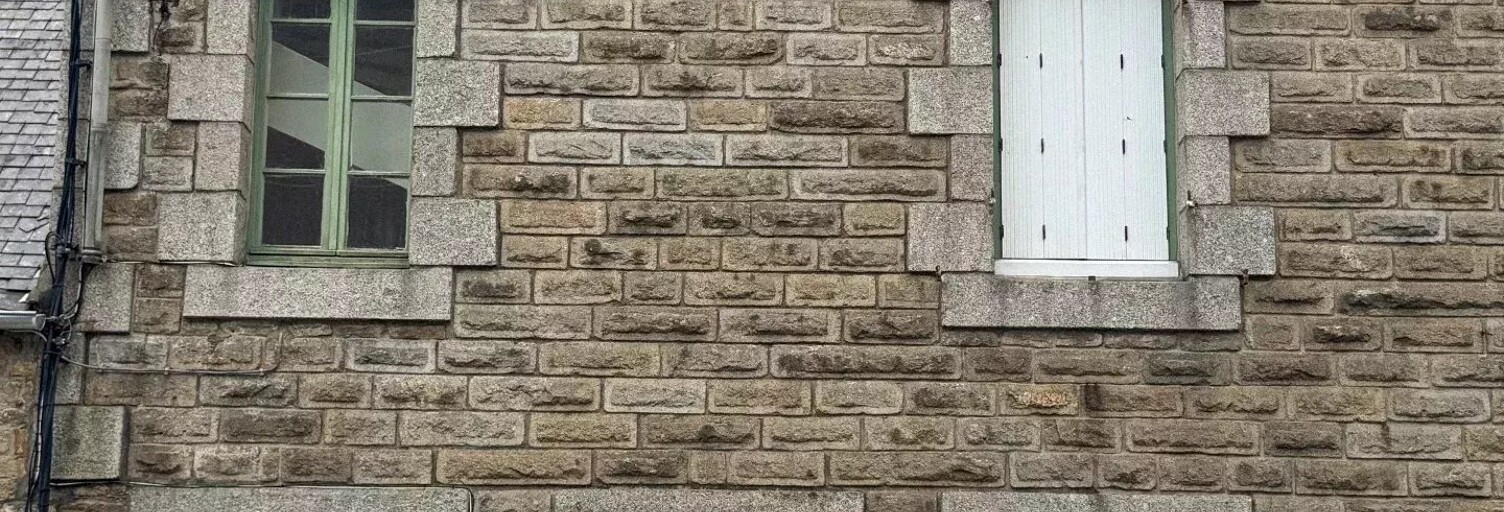 Immeuble  59 m² à vendre à Ploumagoar (22970)