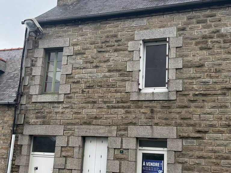 Immeuble de 3 appartement rénové à Ploumagoar — photo 1