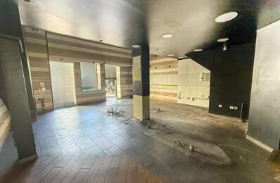 Local commercial 130 m² Carré d'Or — photo du bien