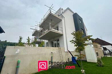 Appartement 4 pièces 304300 €