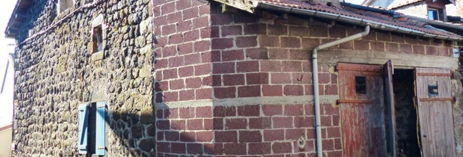 Maison 5 Pièces 101 m² à vendre à Costaros (43490)