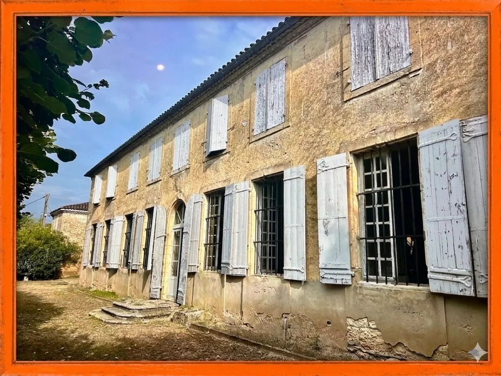 Maison 22 pièces 600 m² · à La Réole · 600 m² · 650 000 €