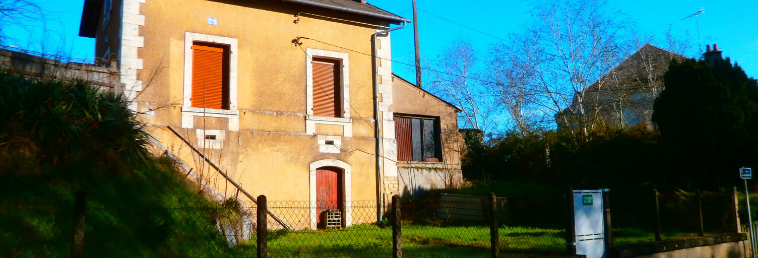 Commerce  82 m² à louer à Issoudun (36100)