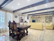 A vendre Maison de plain pied ALLAUCH 13190 village 110 m² garage grande terrasse — photo 2
