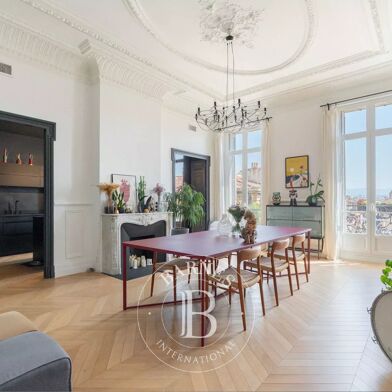 Appartement 6 pièces 980000 €