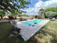 Maison individuelle avec jardin arboré et piscine — photo 2