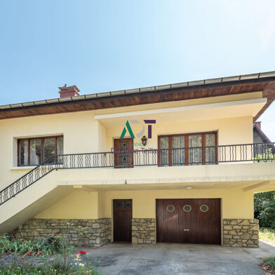 Maison 6 pièces 390000 €