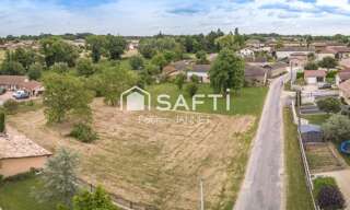 Terrain  1017 m² à vendre à Manziat (01570)