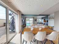 Maison d'architecte contemporaine avec piscine  Cessieu (38110) — photo 4