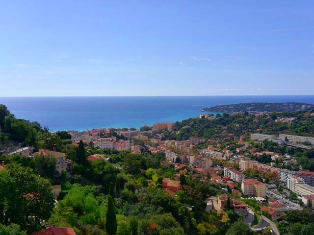 Menton annonciade, 4 pièces en appartement - villa de 127 m2 — photo du bien