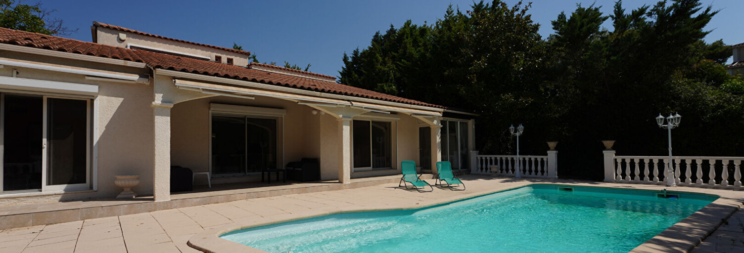 Maison 5 Pièces 223 m² à vendre à Allauch (13190)