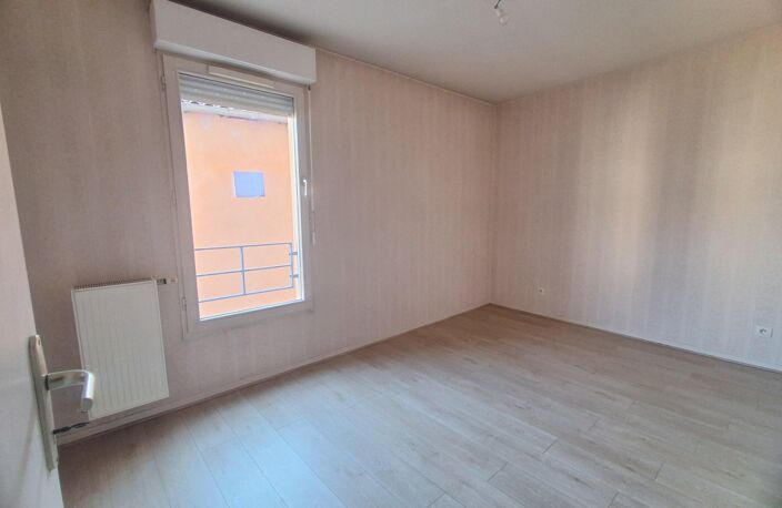 Location appartement 3 pièces 75 m² à Villefranche-sur-Saône (69400) — photo 5
