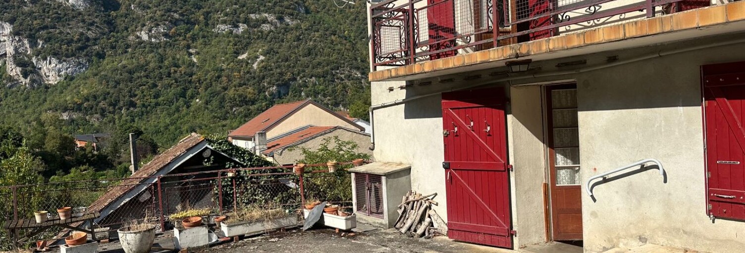 Maison 6 Pièces 140 m² à vendre à Ussat (09400)