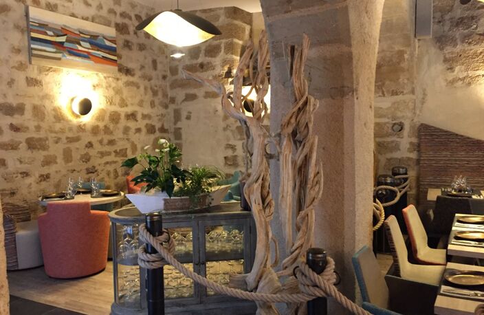 Restaurant — photo 3